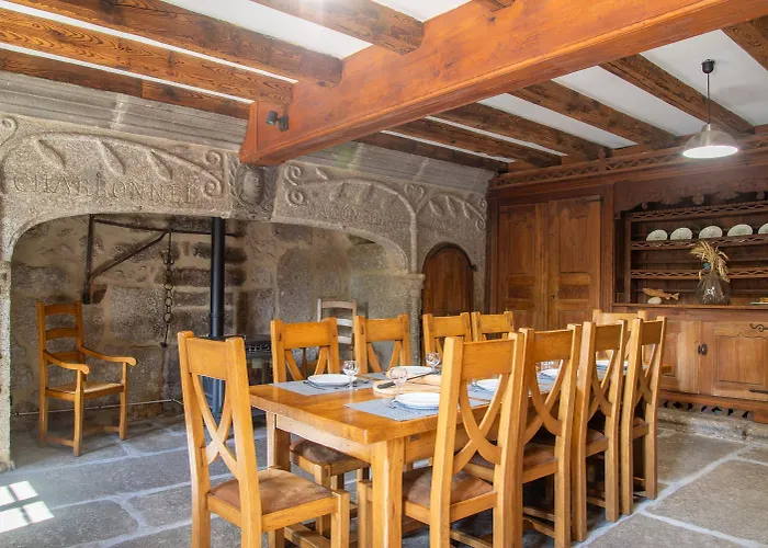 24 Personnes - Domaine De Coulagnettes Serverette