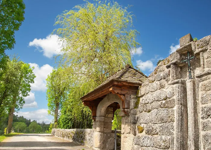 24 Personnes - Domaine De Coulagnettes *